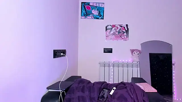 Snapshot of dollmore chatting on February 15, 2026, 7:57 pm dollmore online show from February 15, 2026, 7:57 pm