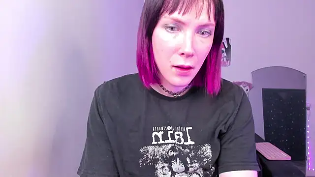 Snapshot of dollmore chatting on February 22, 2026, 8:10 pm dollmore online show from February 22, 2026, 8:10 pm