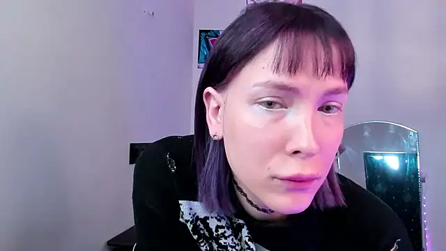 Snapshot of dollmore chatting on February 15, 2026, 5:52 am dollmore online show from February 15, 2026, 5:52 am