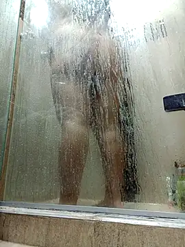 lucia vonne  online show from September 14, 2025, 11:21 am