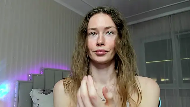 ooksiiii online show from February 20, 2026, 9:28 pm