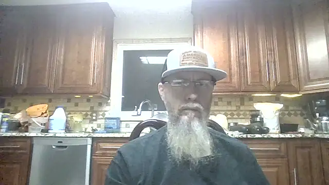 suckonmynutz online show from October 17, 2025, 11:12 am