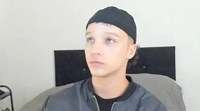 Snapshot of angelcortes chatting on December 20, 2024, 12:38 pm angelcortes online show from December 20, 2024, 12:38 pm