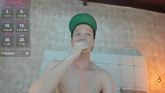 angelcortes online show from December 14, 2025, 8:09 am