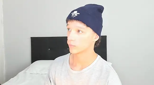 Snapshot of angelcortes chatting on March 7, 2025, 8:22 pm angelcortes online show from March 7, 2025, 8:22 pm