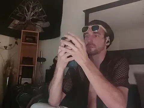 EightySixXxxl online show from November 10, 2025, 9:53 pm