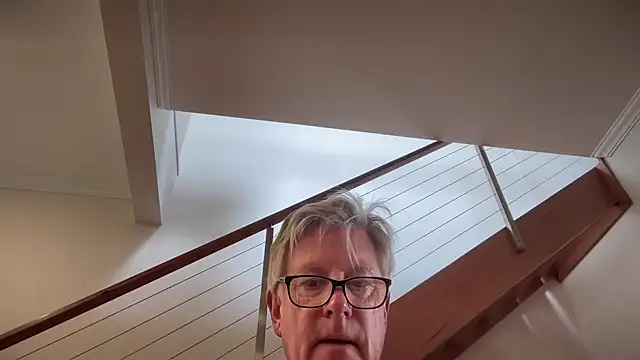 littleone01234 online show from March 13, 2025, 12:16 am