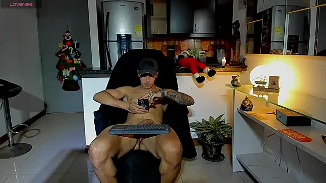 Dominic Joness online show from November 13, 2025, 8:46 pm