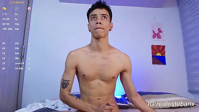 Snapshot of Esteban_Knight chatting on November 12, 2025, 10:24 pm Esteban Knight online show from November 12, 2025, 10:24 pm