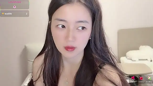 A-xena online show from October 26, 2025, 3:07 am