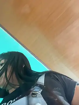 NatashaBrown12 online show from December 21, 2025, 4:41 pm