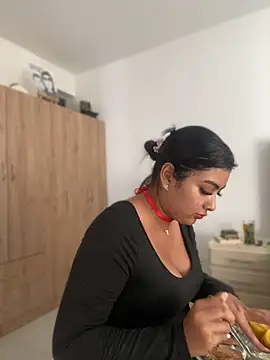 NatashaBrown12 online show from May 23, 2026, 8:19 pm