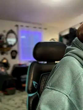 LadyLena1 online show from November 26, 2025, 12:10 am