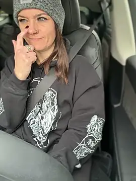 LadyLena1 online show from October 10, 2025, 6:42 pm