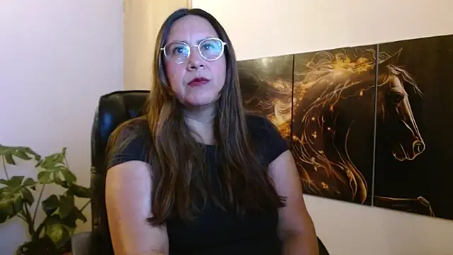 amalia brunette online show from June 4, 2026, 6:18 am