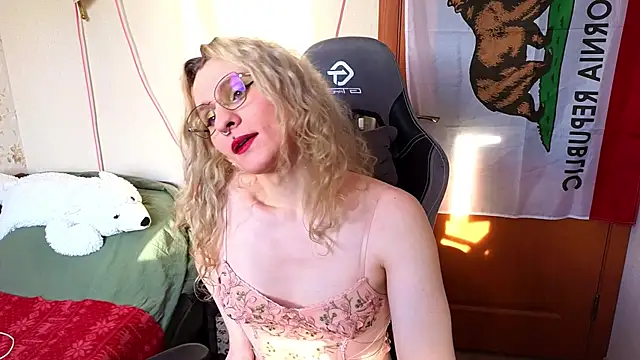 Snapshot of Lori_Myaf chatting on February 21, 2026, 1:13 pm Lori Myaf online show from February 21, 2026, 1:13 pm