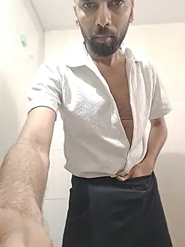 18 couple sex online show from August 1, 2026, 3:26 am