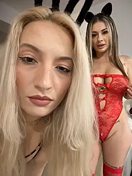 Ella Charm online show from November 8, 2025, 6:44 pm