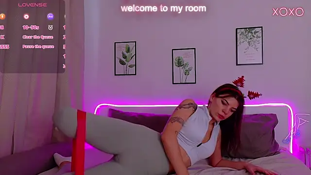 MeganGaleHorny online show from December 27, 2024, 8:24 am