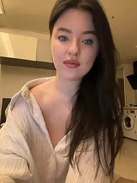 Snapshot of Angela_Fosterr chatting on July 17, 2026, 6:27 pm Angela Fosterr online show from July 17, 2026, 6:27 pm