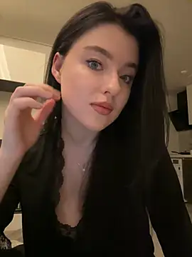 Snapshot of Angela_Fosterr chatting on July 2, 2026, 6:03 pm Angela Fosterr online show from July 2, 2026, 6:03 pm