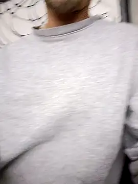 Snapshot of MikeyMaXXX chatting on February 21, 2026, 6:43 pm MikeyMaXXX online show from February 21, 2026, 6:43 pm