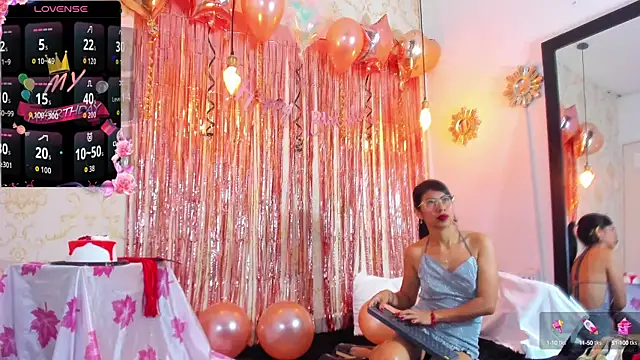 Snapshot of BRITANY_WELLS_ chatting on September 19, 2025, 12:20 pm BRITANY WELLS online show from September 19, 2025, 12:20 pm