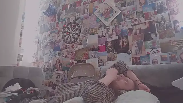 DownstairsSky online show from March 3, 2025, 7:35 am