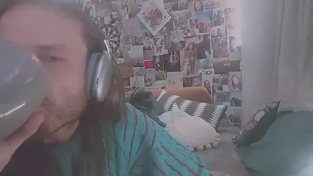 DownstairsSky online show from February 11, 2025, 11:20 am