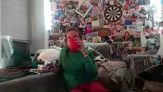 DownstairsSky online show from January 31, 2025, 11:56 pm