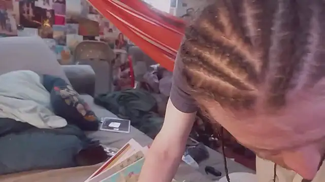 DownstairsSky online show from March 16, 2025, 10:11 am