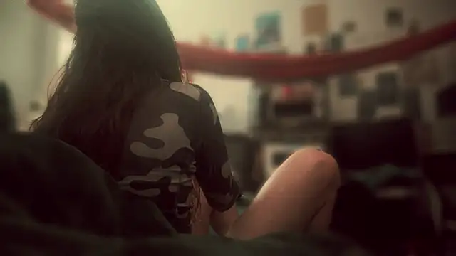 DownstairsSky online show from October 8, 2025, 6:59 am