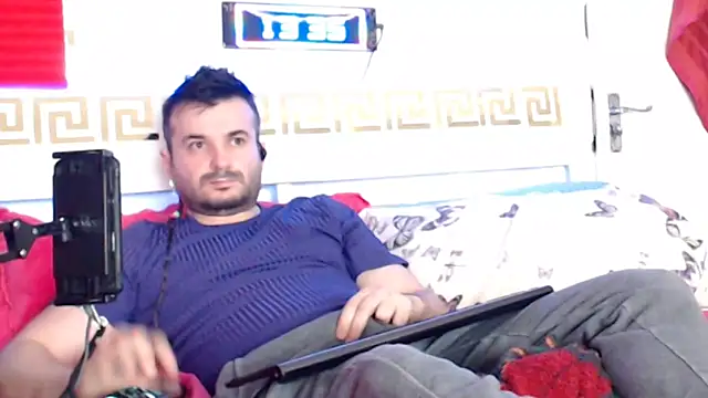 erotico69xxx online show from December 21, 2025, 1:35 pm