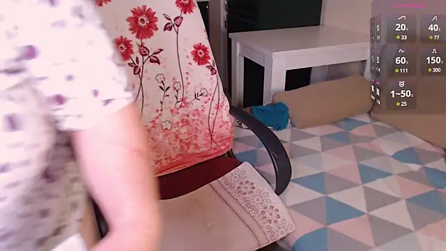 Snapshot of Marina_Yourangel chatting on January 12, 2025, 4:40 pm Marina Yourangel online show from January 12, 2025, 4:40 pm