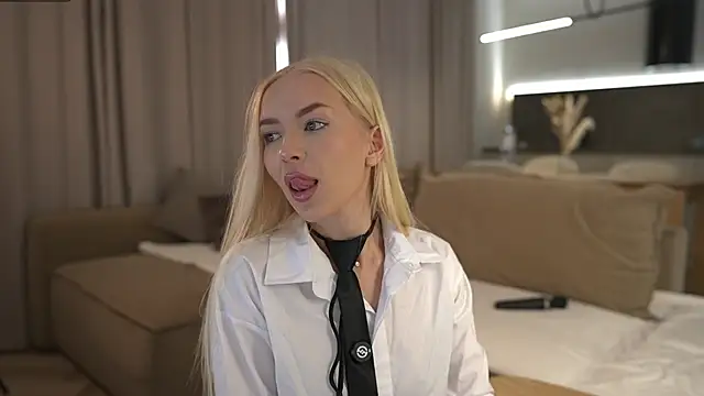 eva m1racle  online show from February 27, 2026, 8:08 pm