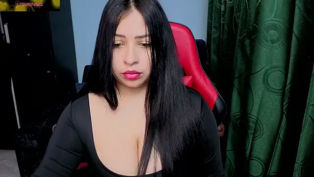 charlotee lovee69 online show from July 11, 2026, 7:08 am