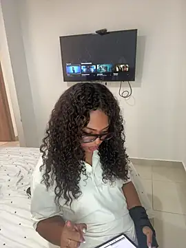 kailacollin online show from July 30, 2026, 5:34 pm