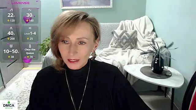 Snapshot of HornyMilf_777 chatting on February 4, 2026, 5:24 am HornyMilf 777 online show from February 4, 2026, 5:24 am