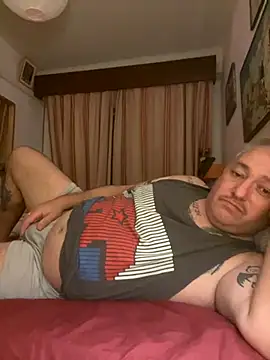 Snapshot of Russirayu chatting on October 11, 2025, 9:49 pm Russirayu online show from October 11, 2025, 9:49 pm