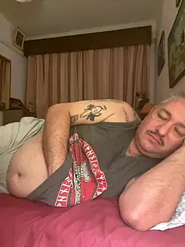 Snapshot of Russirayu chatting on November 1, 2025, 11:20 pm Russirayu online show from November 1, 2025, 11:20 pm