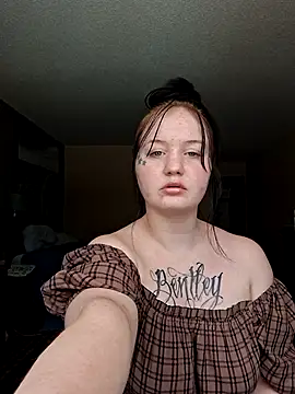 XxxonlyinexxX online show from June 4, 2026, 8:57 pm