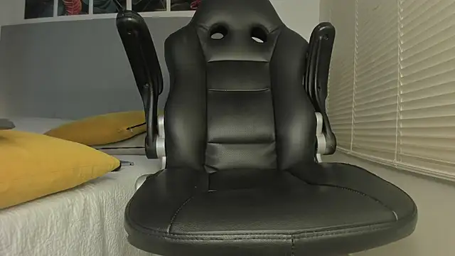  Molly rosse  online show from March 10, 2026, 1:15 pm