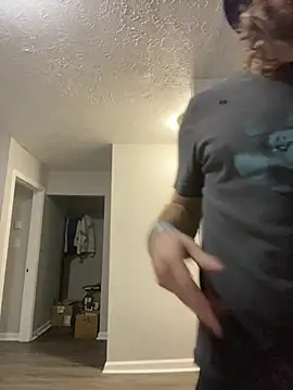 4kUsh2Fashion0 online show from March 12, 2025, 5:07 pm