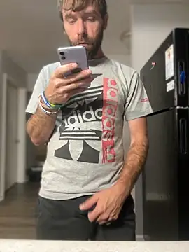 4kUsh2Fashion0 online show from October 7, 2025, 1:39 am