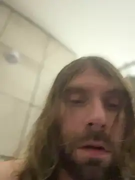 4kUsh2Fashion0 online show from January 8, 2025, 7:56 pm