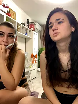 EveEvian online show from October 30, 2025, 8:56 am