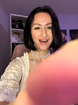 Snapshot of KatyEvanss chatting on October 10, 2025, 6:09 pm KatyEvanss online show from October 10, 2025, 6:09 pm