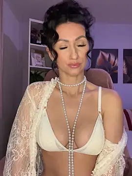 Snapshot of KatyEvanss chatting on September 20, 2025, 6:35 pm KatyEvanss online show from September 20, 2025, 6:35 pm