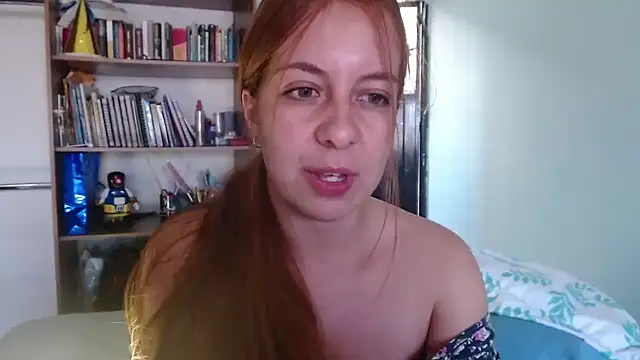 violetapeter 1 online show from May 6, 2026, 9:52 pm