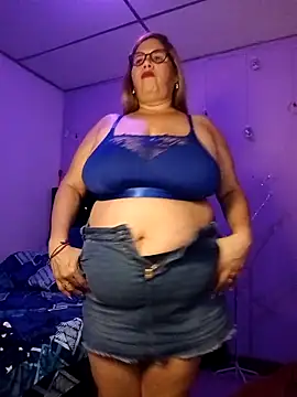 EllisW8 online show from November 14, 2025, 8:40 am